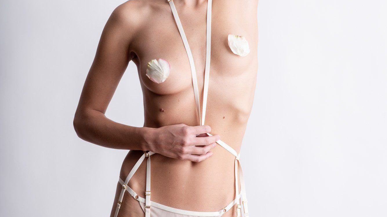 What to Wear on Your Honeymoon